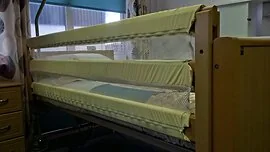 3 Bar Europa Cot Bumpers Zipped Fastening; Cream