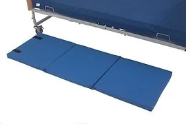 Foldable Crash Mat With Fastening Straps